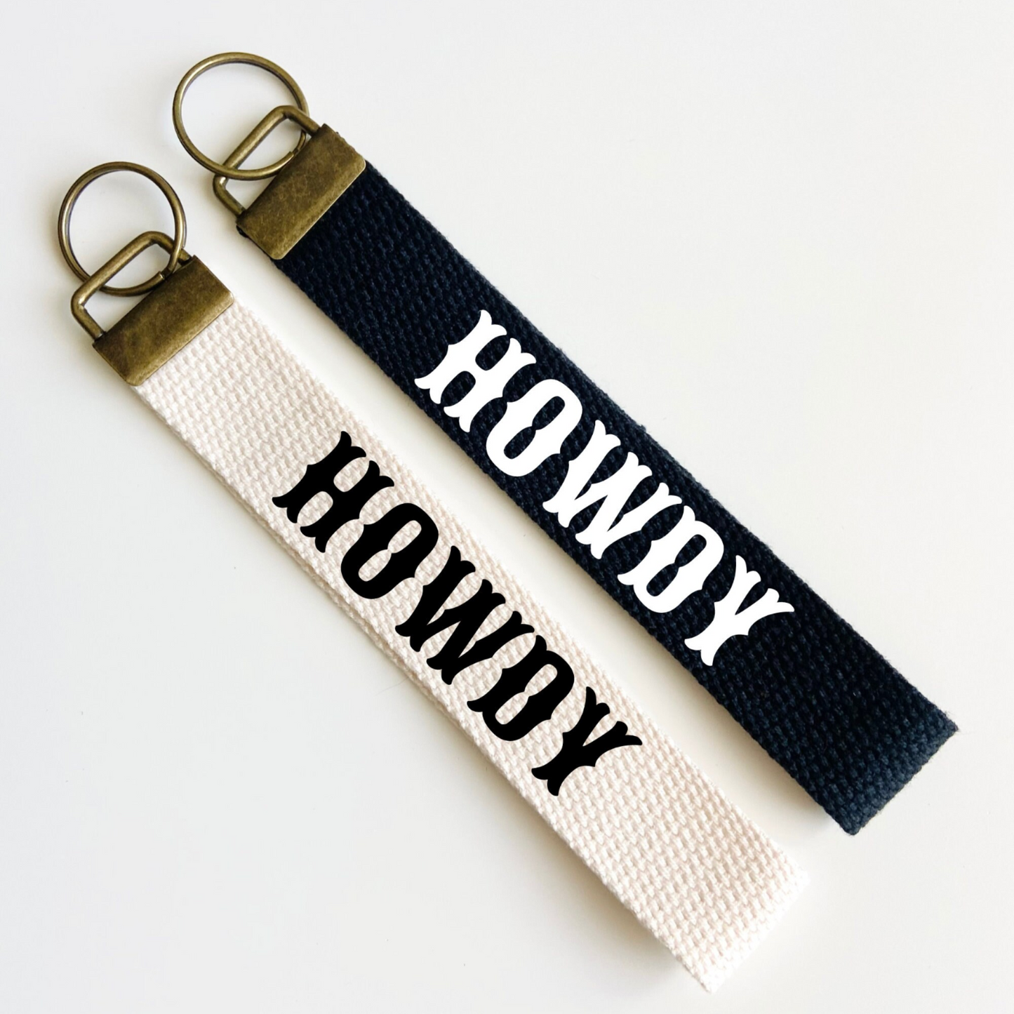 Howdy Keychain Keyfob 🤠✨ | Western Vinyl Design on Black or Sand Canvas